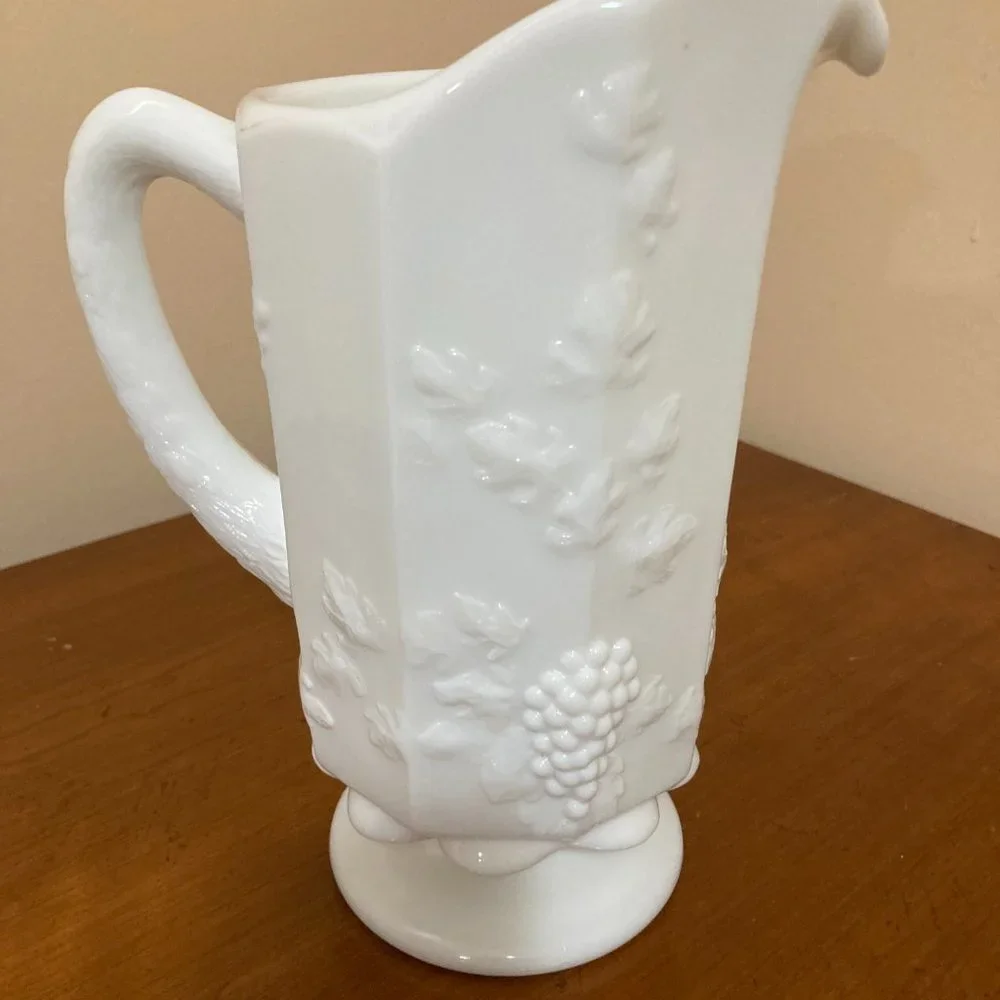 Vintage Milk Glass Pitcher Westmoreland 9" Vines Grape - Picture 4 of 6
